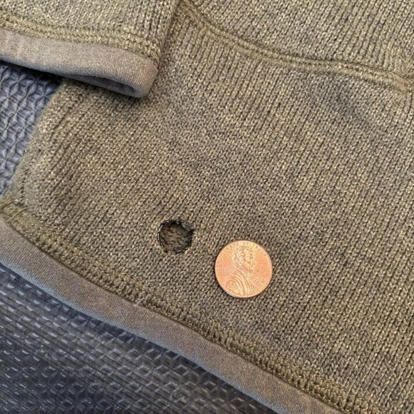 Patagonia Mens Better Sweater 1/4 Zip Fleece Jacket Green Size Large w Hole - Picture 14 of 15